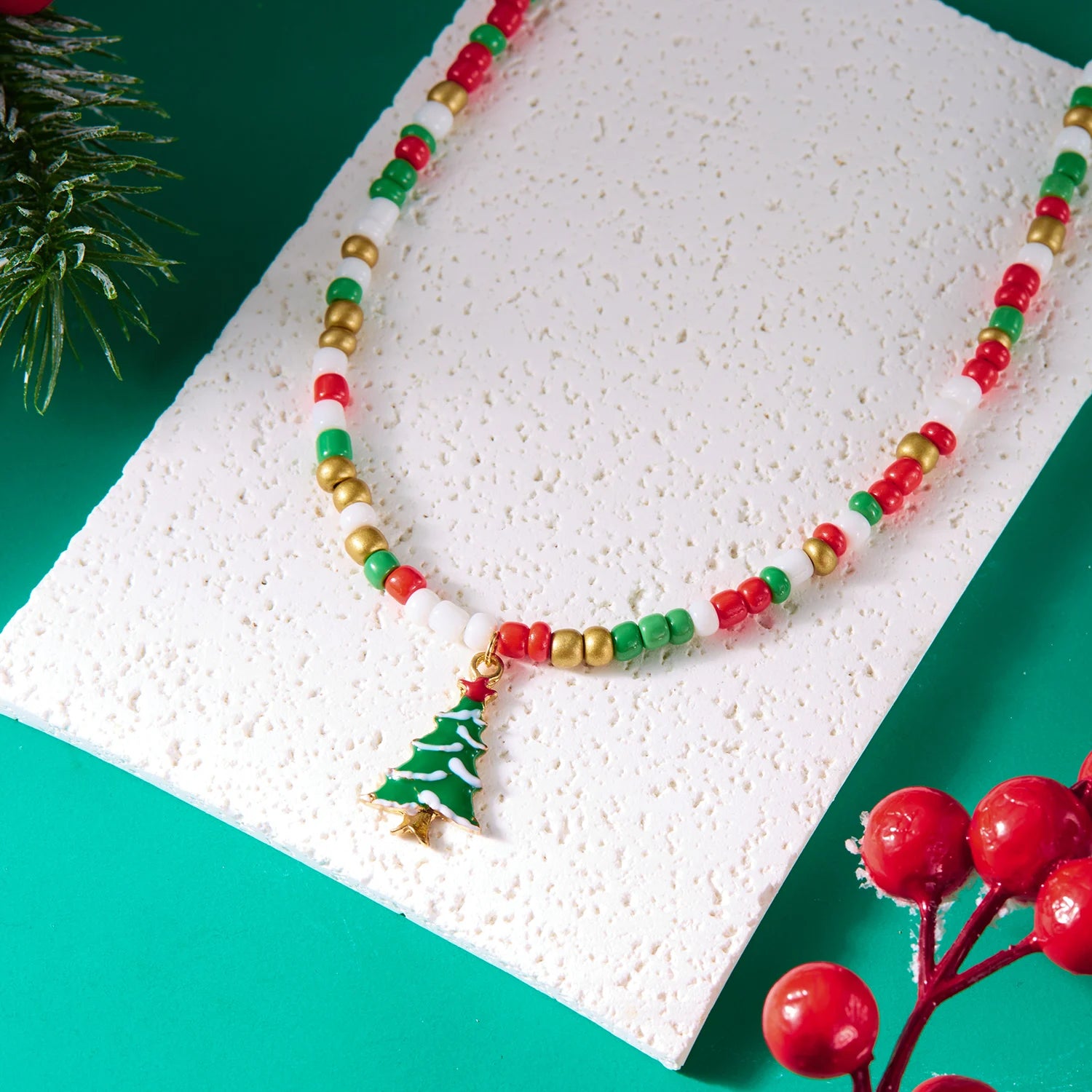 Weihnachtskette mit Reisperlen für Damen und Mädchen, Weihnachtsbaum, Schneemann, Weihnachtsmann, Schlüsselbein-Choker, Weihnachtsgeschenk
