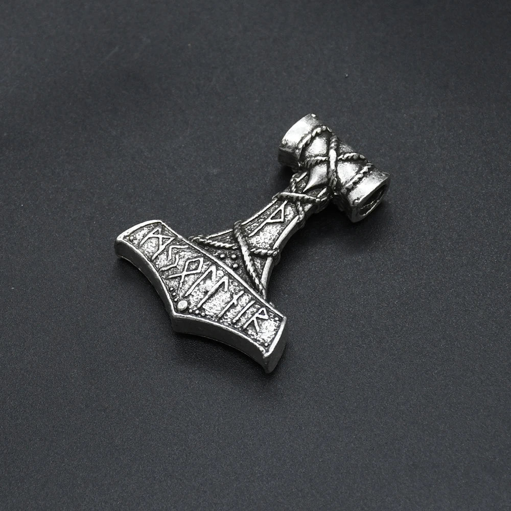 Viking Thor Hammer Necklace Men's Charms Mjolnir Vintage Runes Pendant Necklace Celts Knot Talisman Jewelry Wholesale