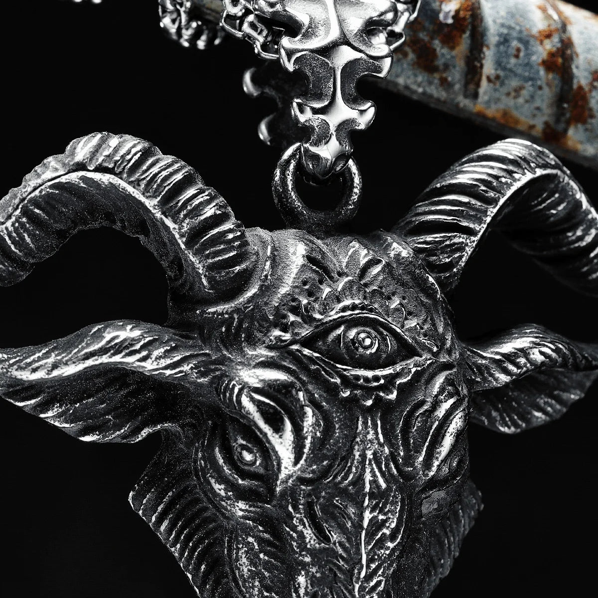 Ram Goat Necklaces 316L Stainless Steel Eye of Truth Men Pendants Stout Horn Chains Rock Punk for Friend Male Jewelry Best Gift