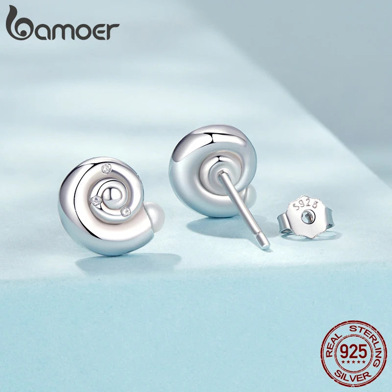 BAMOER Vergoldete Muschelohrringe, 925er Sterlingsilber, Ohrstecker mit Muschel, Strandschmuck, Geschenke für Frauen, SCE1827