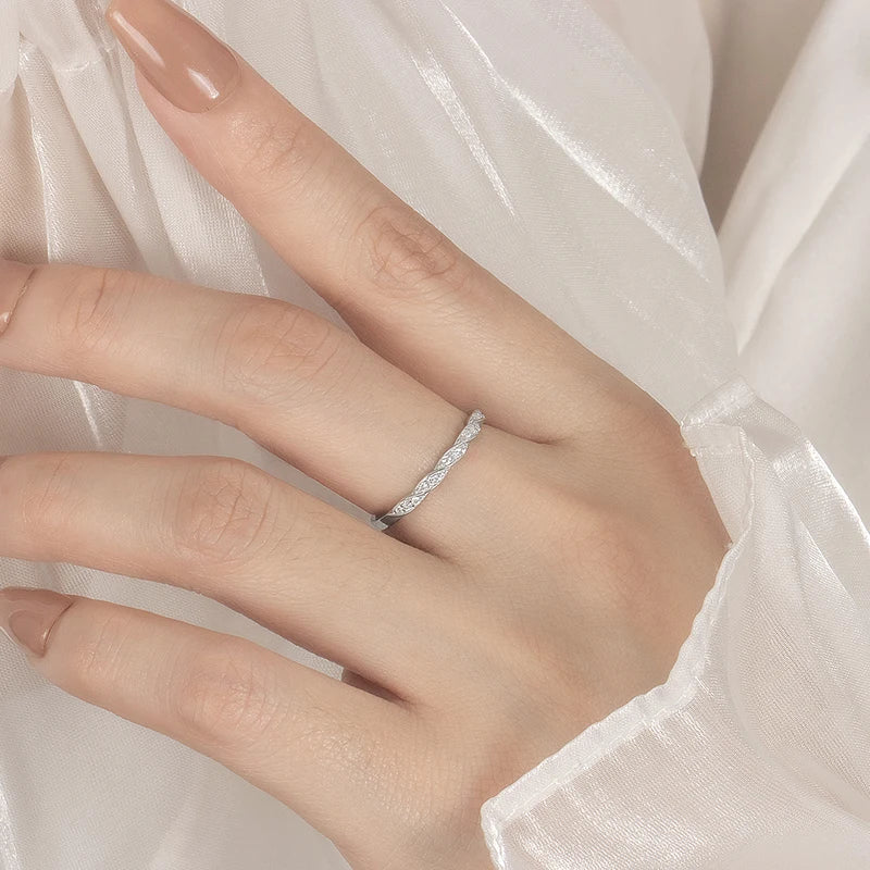PERFANY All Moissanite Ring for Women S925 Pure Silver Ripple Design Laboratory Diamond Elegant Wedding Jewelry - Madeinsea©