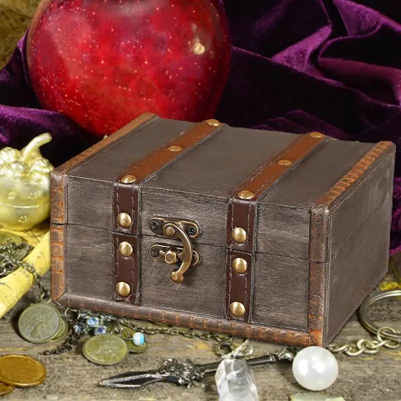 Vintage Wooden Keepsake Box