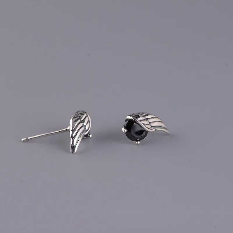 MKENDN 925 Sterling Silber Retro Feder Ohrstecker mit schwarzem Zirkonia für Damen und Herren – Persönlichkeits-Ohrschmuck im Punk-Rock-Gothic-Stil