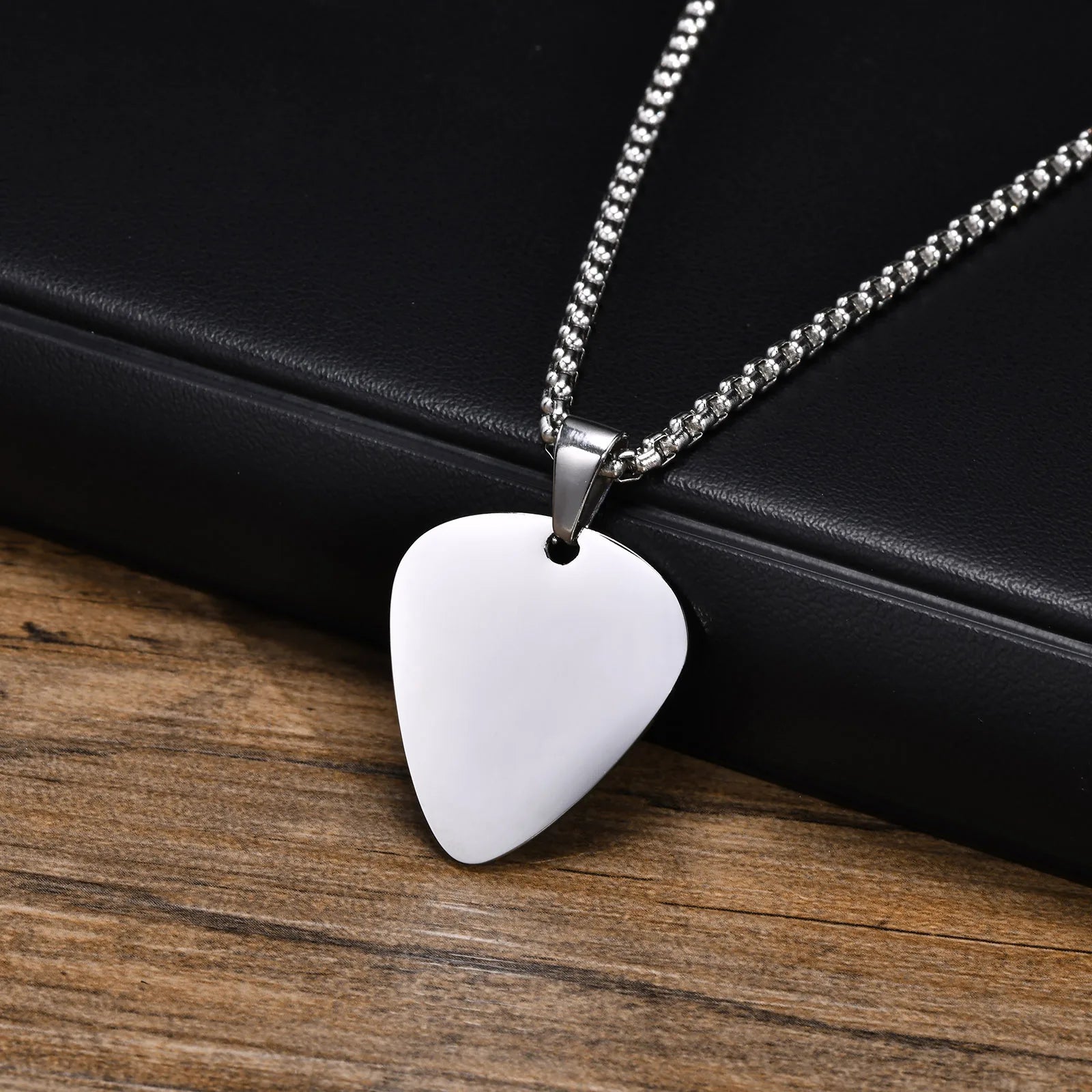 Vnox New Unique Guitar Pick Necklace for Men Boys, Stainless Steel Guitar Picks Pendant Collar to Music-lovers Gifts Jewelry