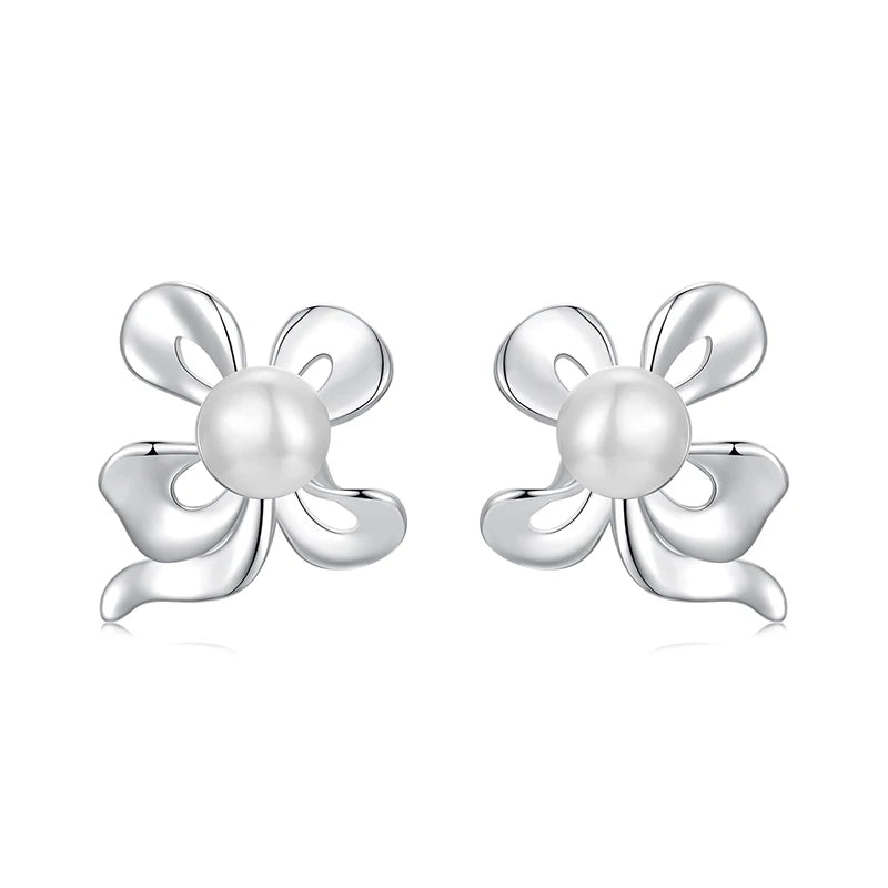 BAMOER Vergoldete süße Ohrstecker mit Süßwasserperlen, 925er Sterlingsilber, hypoallergen, eleganter Blumenohrring