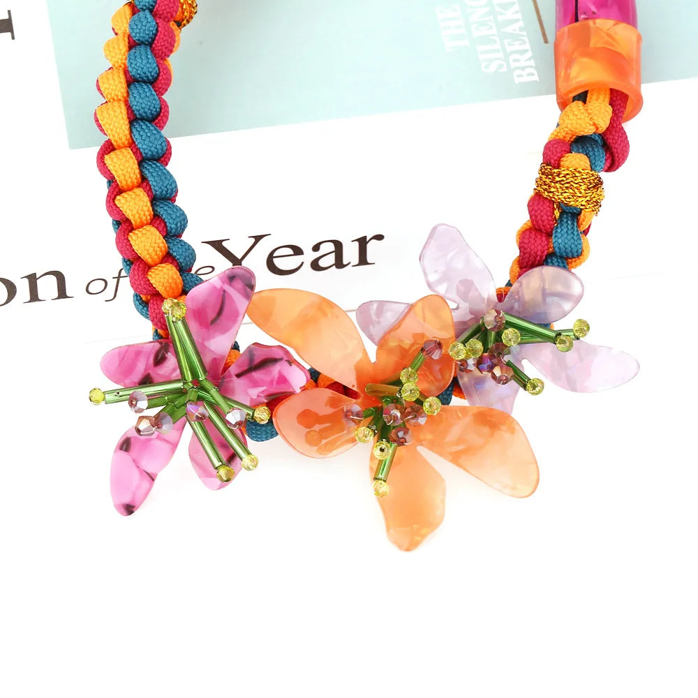 Z-style Handwoven Beaded Acrylic Flower Resin Choker Necklace