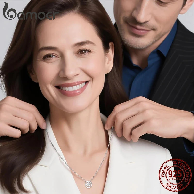 BAMOER 0.5CT Dancing Moissanite Necklace 925 Sterling Silver Halo Round Pendant Link Necklace for Women Wedding Jewellry Gift