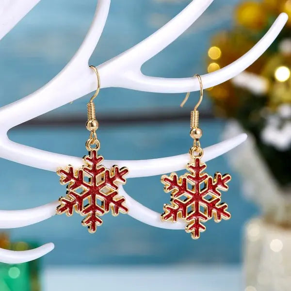 Fröhliche Weihnachten! Asymmetrische Ohrstecker mit roter Kugel und Weihnachtsbaum-Motiv für Damen und Mädchen. Neujahrs-Ohrringe mit Schneeflocken, Glocken, Hirsch und Zirkonia.