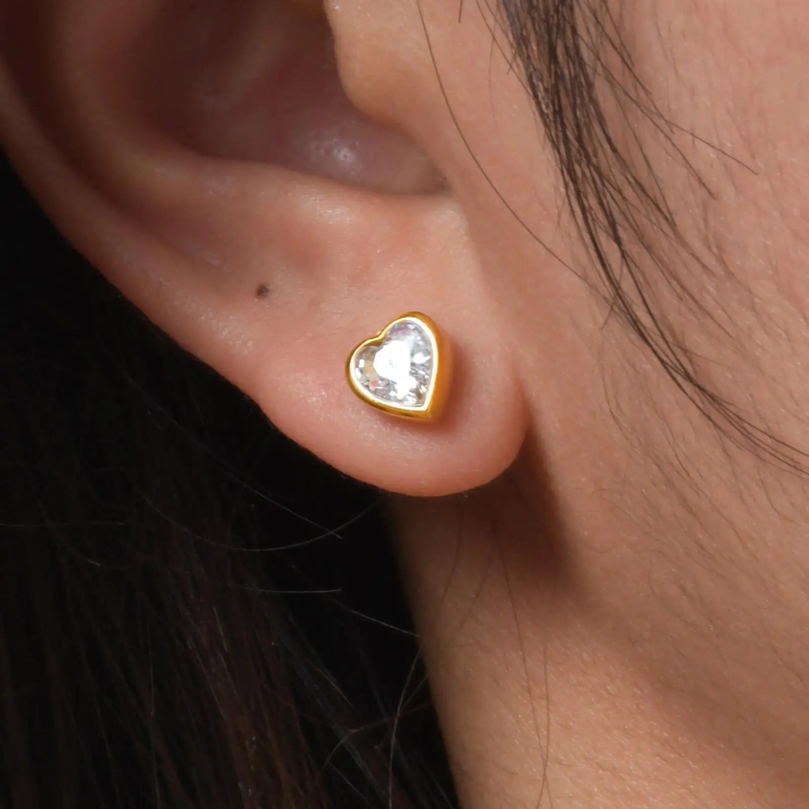 Vnox Love Cubic Zircon Heart Earring For Women Stainless Steel Jewelry To Party Gold Plated Elegant 1 Pair Earrings Holiday Gift