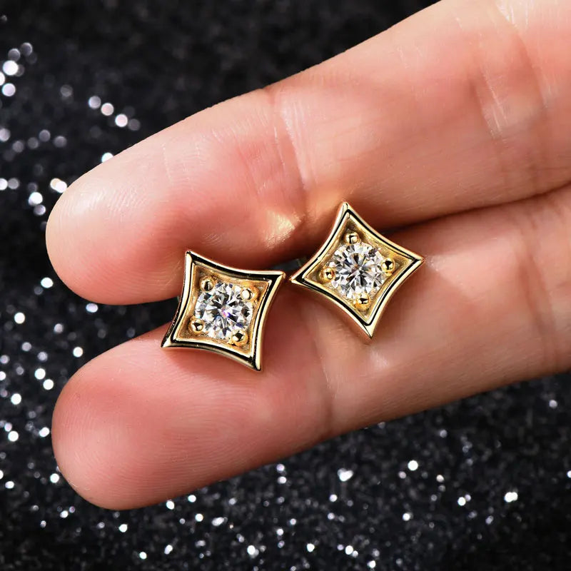 OXTAO Sparkling VVS1 D Color 5MM Moissanite Stud Earrings 925 Sterling Silver Round Cut Birthday Party Fine Jewelry Gift