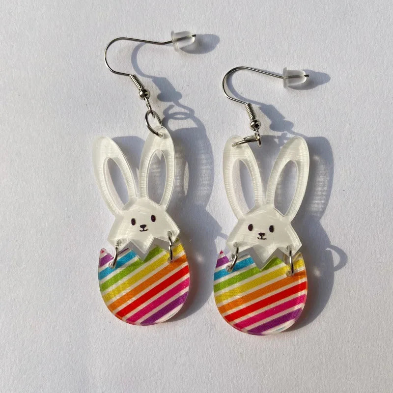 2025 Frühling FROHE OSTERN Hase Ohrringe für Frauen Niedliche Cartoon-Kaninchenohren Karotte Osterei Acryl Baumeln Ohrring Party
