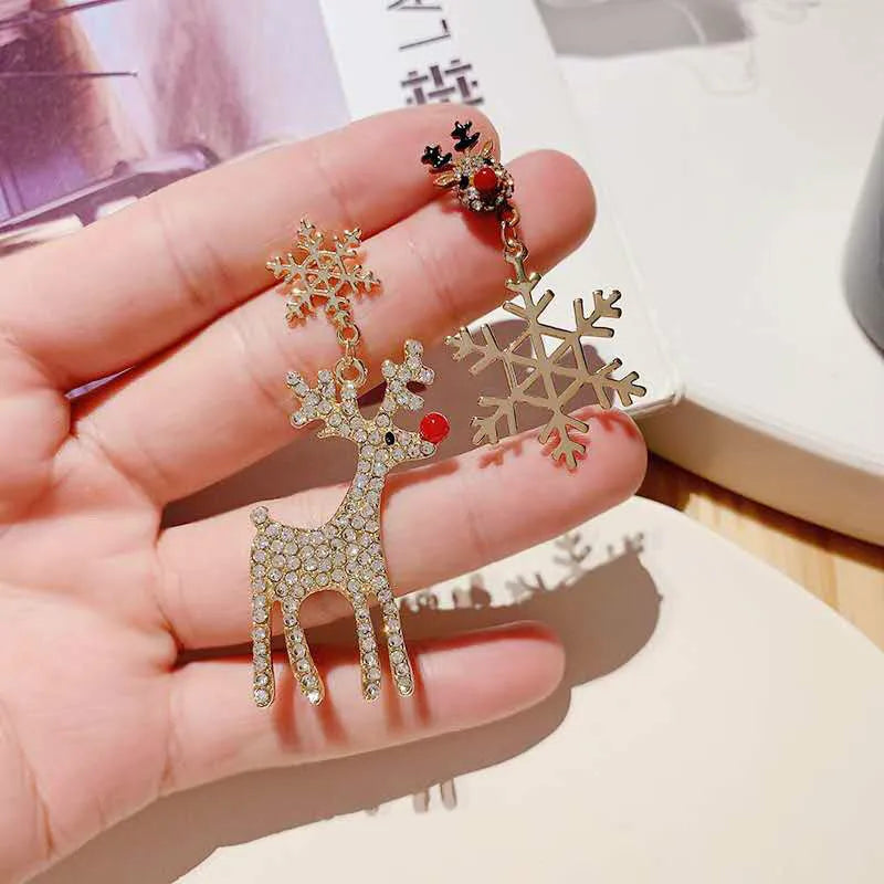 Exquisite Rhinestone Elk Earrings for Women Girls Shiny Crystal zircon Snowflake Deer Dangle Earring Christmas New Year Jewelry