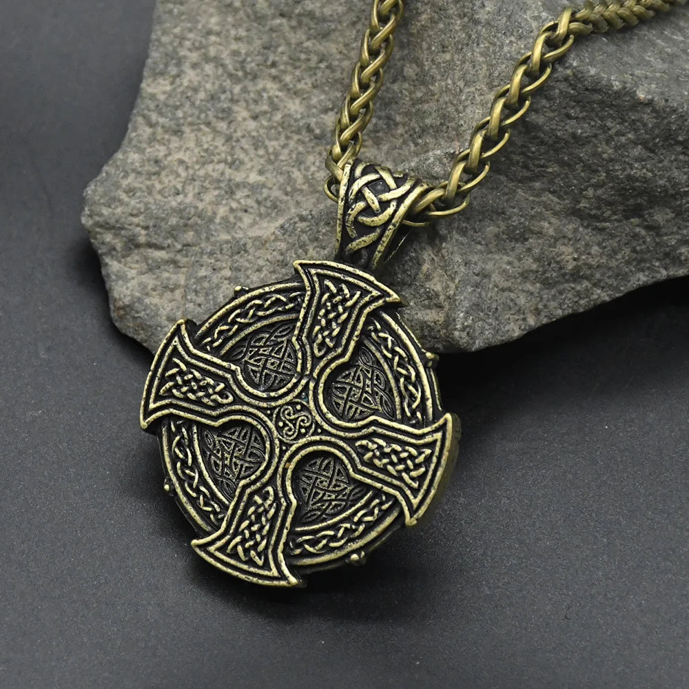 Kreuz Anhänger Halskette Männer und Frauen Mode Gothic Amulett Keltischer Knoten Irish Zubehör Schmuck Geschenk Großhandel