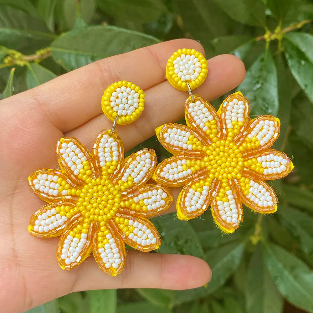 AENSOA Handmade Yellow Beaded Sunflower Drop Earrings for Women Girls Statement Seed Bead Floral Dangle Earrings Party Jewelry