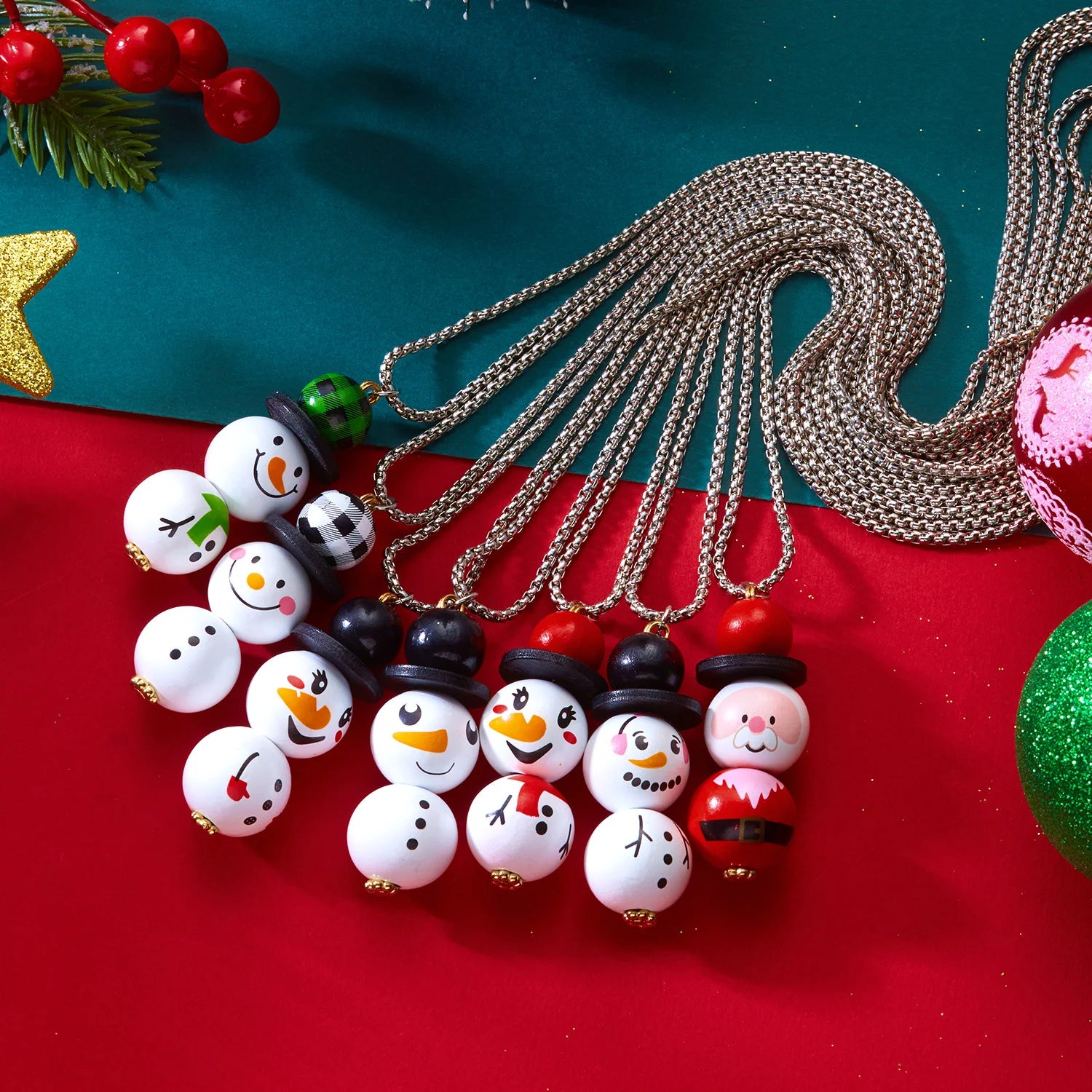 Trendy Christmas Necklace for Women Girls Cartoon Santa Claus Snowman Pendant Long Sweater Chain Choker Party New Year Gifts