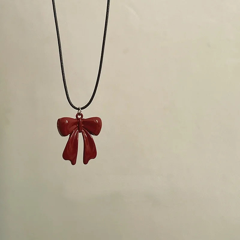 Simple Red Bowknot Pendant Necklaces for Women Black Leather Rope Dripping Oil Bow Knot Clavicle Choker Y2K Party Charm Jewelry