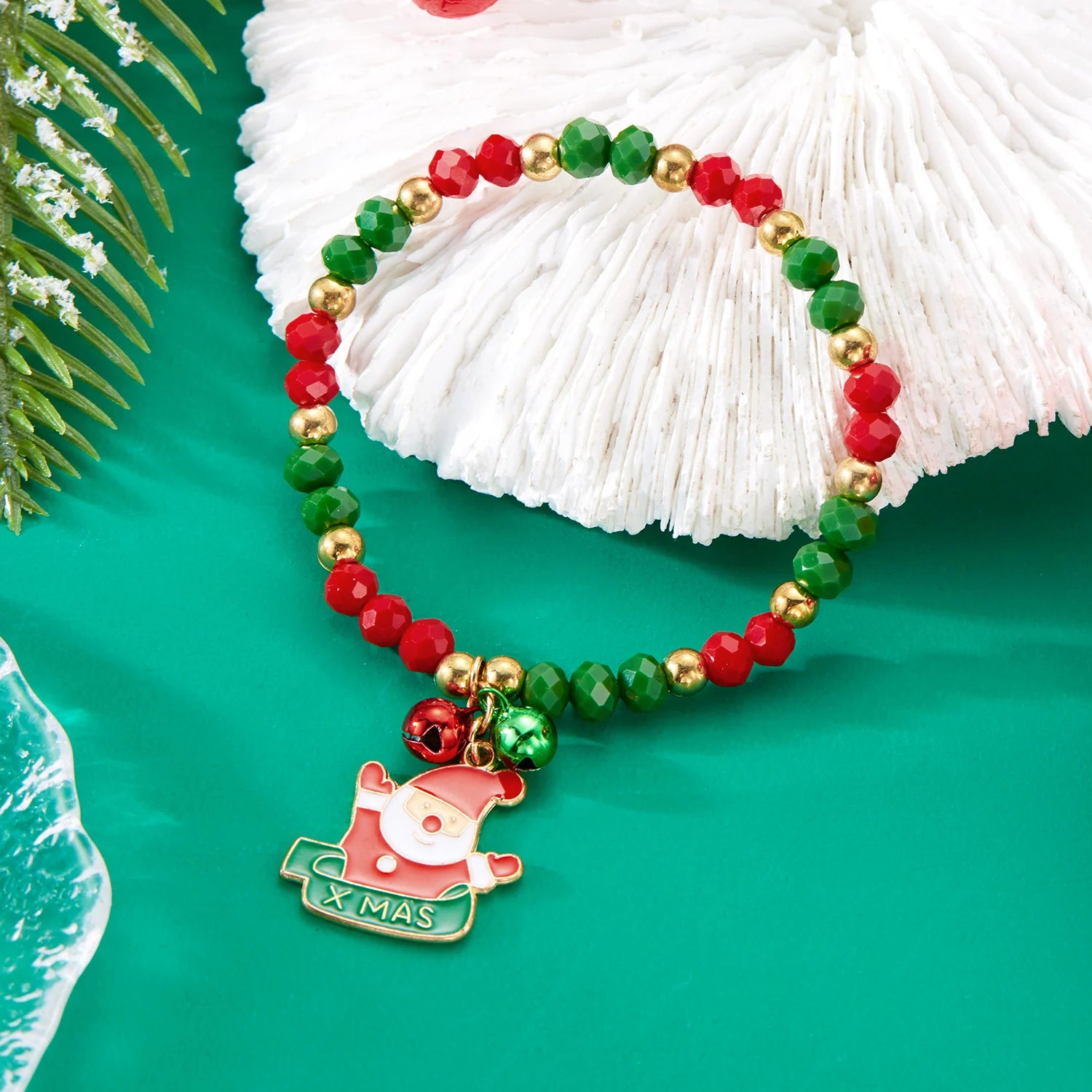 Cute Christmas Crystal Beaded Bracelet For Women Santa Claus Xmas Tree Snowflake Pendant Beads Bangle Party New Year Jewelry