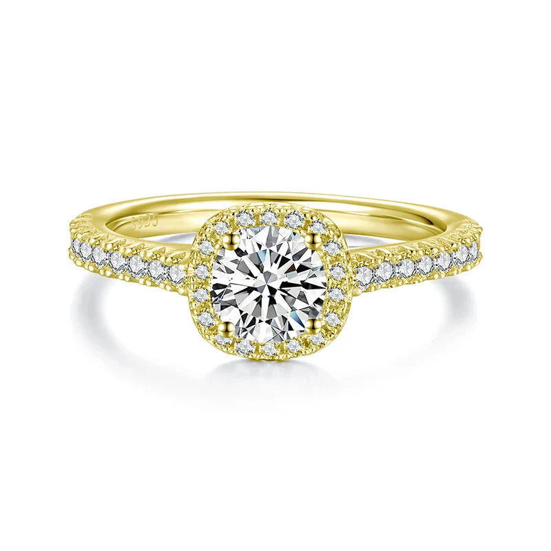 BAMOER Solitaire Moissanite Engagement Rings for Women, 925 Sterling Silver Halo Gold Plated Ring for Promise Half Enternity