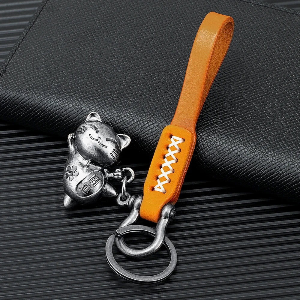 MKENND Personalized Premium leather Car keychain Lucky Cat Horseshoe Shackle Carabiner Hook Backpack Buckle Handmade Gifts