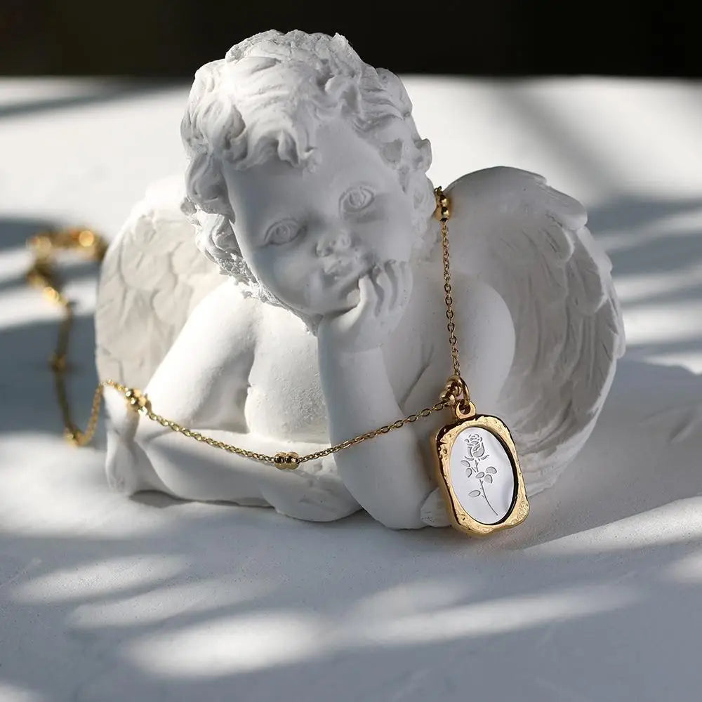 Stainless Steel Mirror Flower Pendant Necklace For Women Gold Color Rose Flower Charm Neck Chain Party Retro Temperament Jewelry