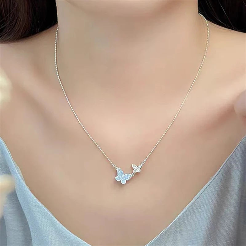 New Luxury Blue Crystal Butterfly Pendant Necklace for Women Shiny Zircon Double Butterfly Temperament Choker Girl Party Jewelry