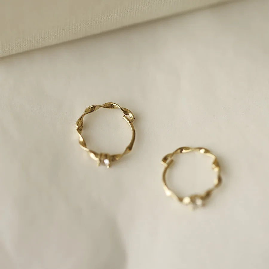 925 Sterling Silver Plating 14K Gold Simple Zircon Wave Earrings for Women Korea Exquisite Versatile Jewelry Accessories