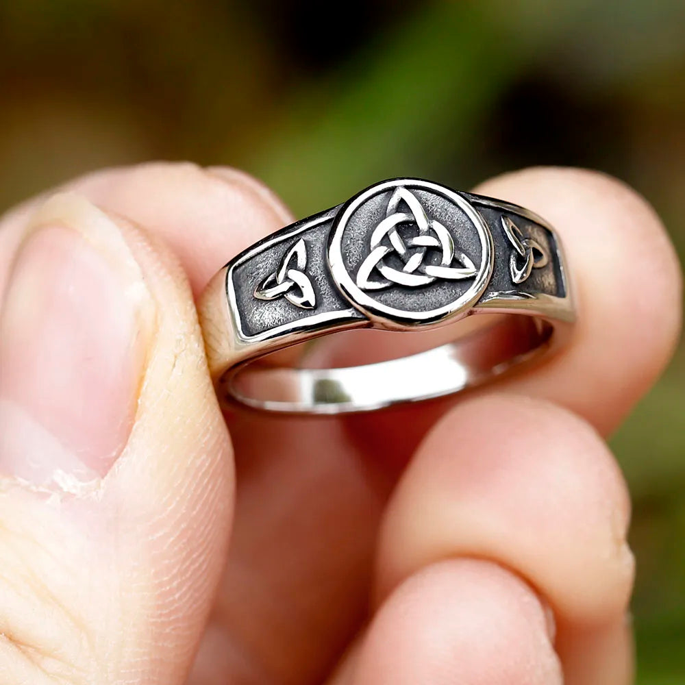 2023 Witch Knot Stainless Steel Ring Wiccan Cross Celtics Knot Women Rings Witchcraft Good Luck Protection Amulet JEWELRY
