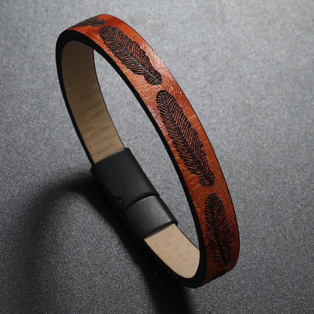 Vintage Leather Bracelet For Men Personalized Trend Bracelet Punk Trend New Men Magnetic Buckle Party Gift Jewelry For Men