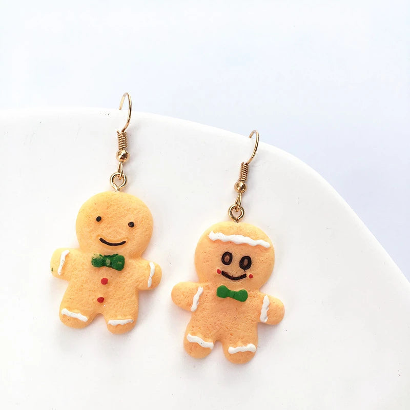 Christmas Gingerbread Man Resin Earrings for Women Biscuits House Xmas Tree Gloves Pendant Earring Girls New Year Jewelry Gift