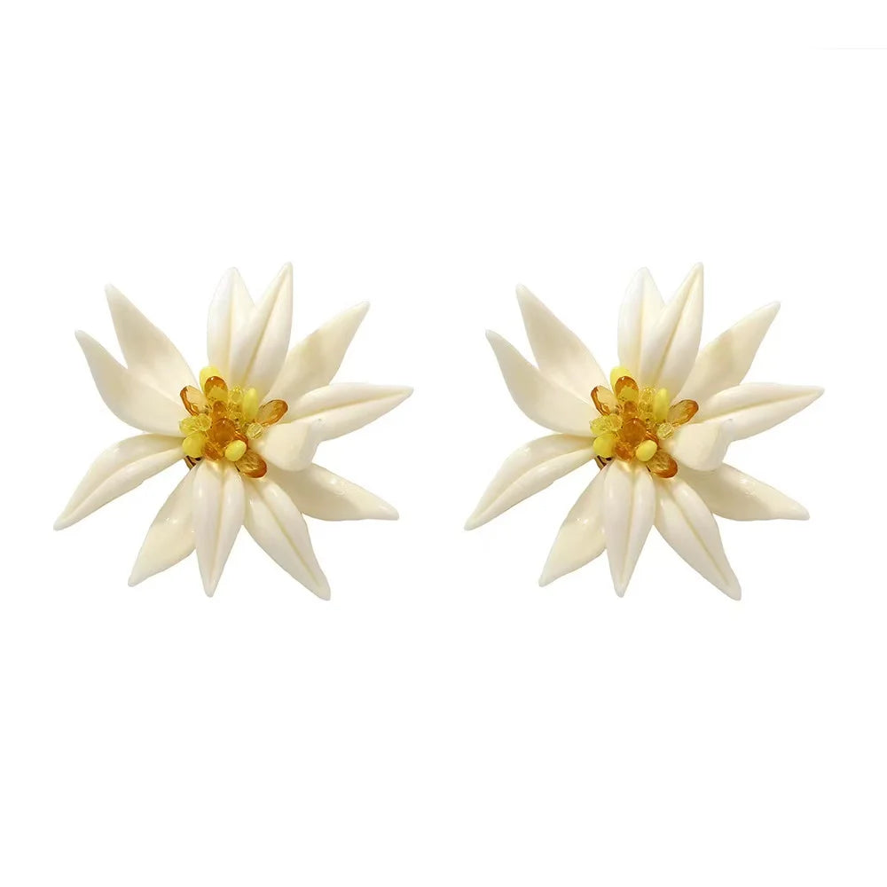 ZAA Bohemian Handmade Beaded Large Flower CharmBracelet