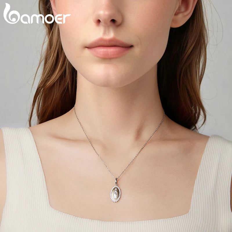 Bamoer Anhänger aus 925er Sterlingsilber, zweifarbig, mit Jungfrau Maria-Motiv, Kreuzanhängern und Flügelperlen, ideal für DIY-Armbänder und mehr.