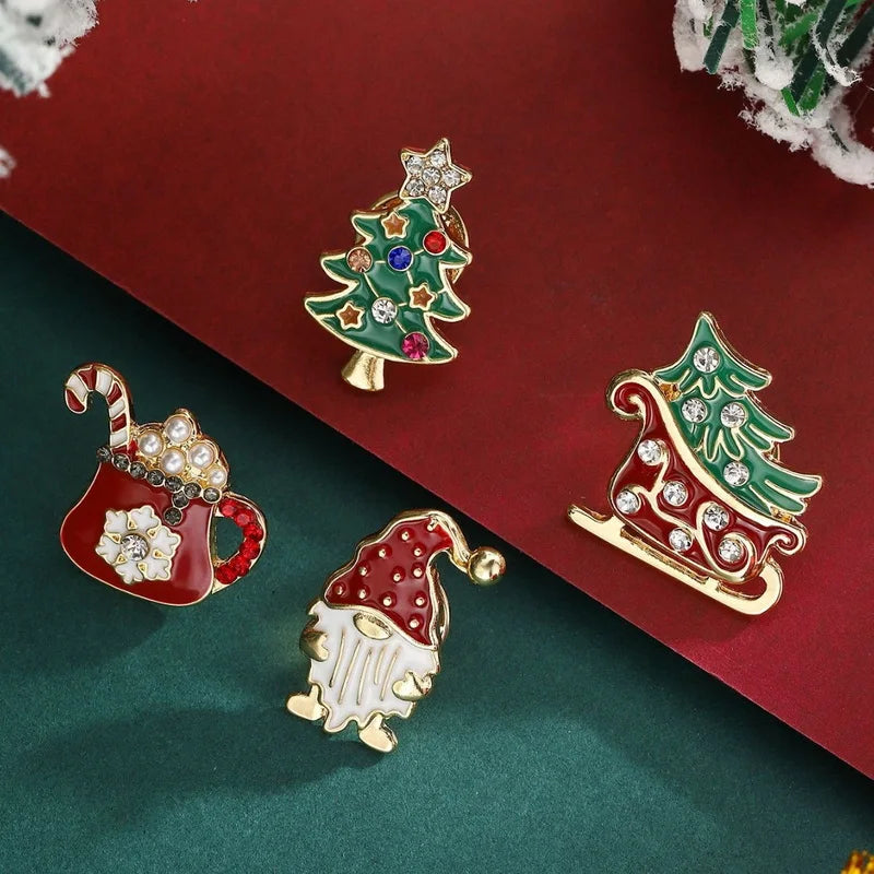 Fashion Christmas Brooch Pin For Women Men Santa Claus Snowflake Christmas Tree Bell Enamel Brooch New Year Xmas Decoration Gift