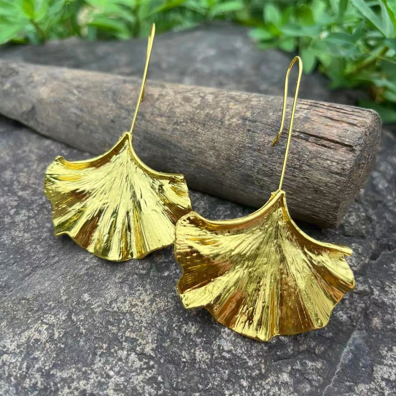 ZAA Exaggerated Alloy Conch Hot Selling Earrings