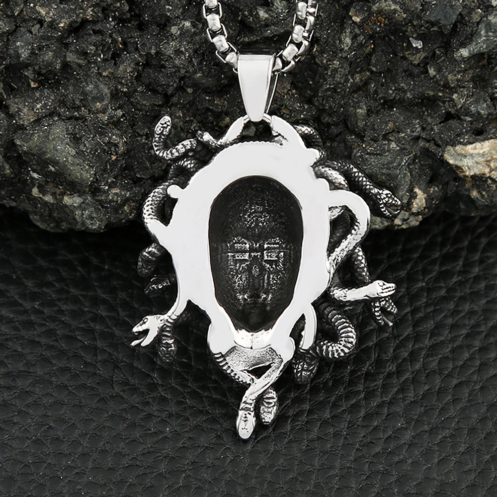 Gothic Punk Stainless Steel Medusa Pendant Necklace For Men Women Vintage Snake Animal Necklaces Biker Jewelry Gift Dropshipping