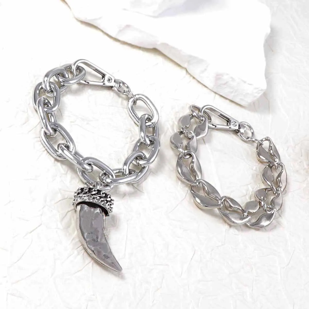 ZAA Personalized Creative Metal Chain Alloy Animal Horn Pendant Double Layer Necklace