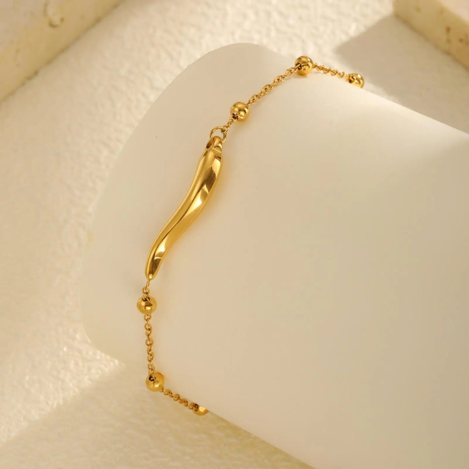 Vnox New Stainless Steel Small Chili Bracelet,Classic Gold Plated Beads Chain Smooth Accessories,Hand Bracelet Jewelry Gifts