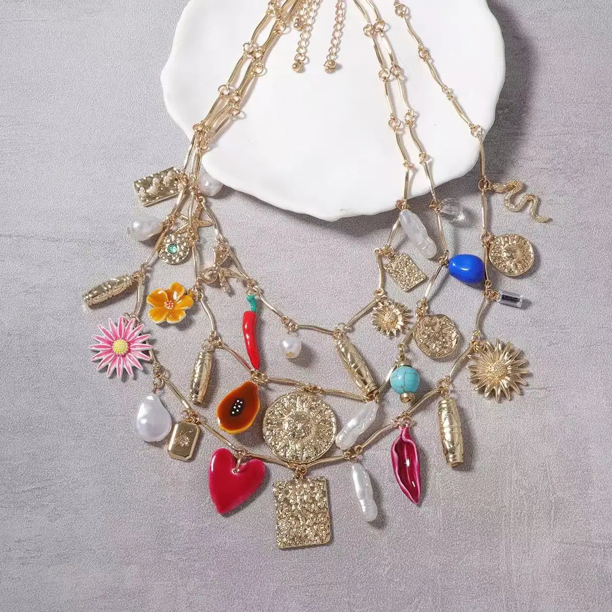 ZAA Luxury Multi-layer Woven Heart-shaped Leaf Insect Flower Pendant Necklace