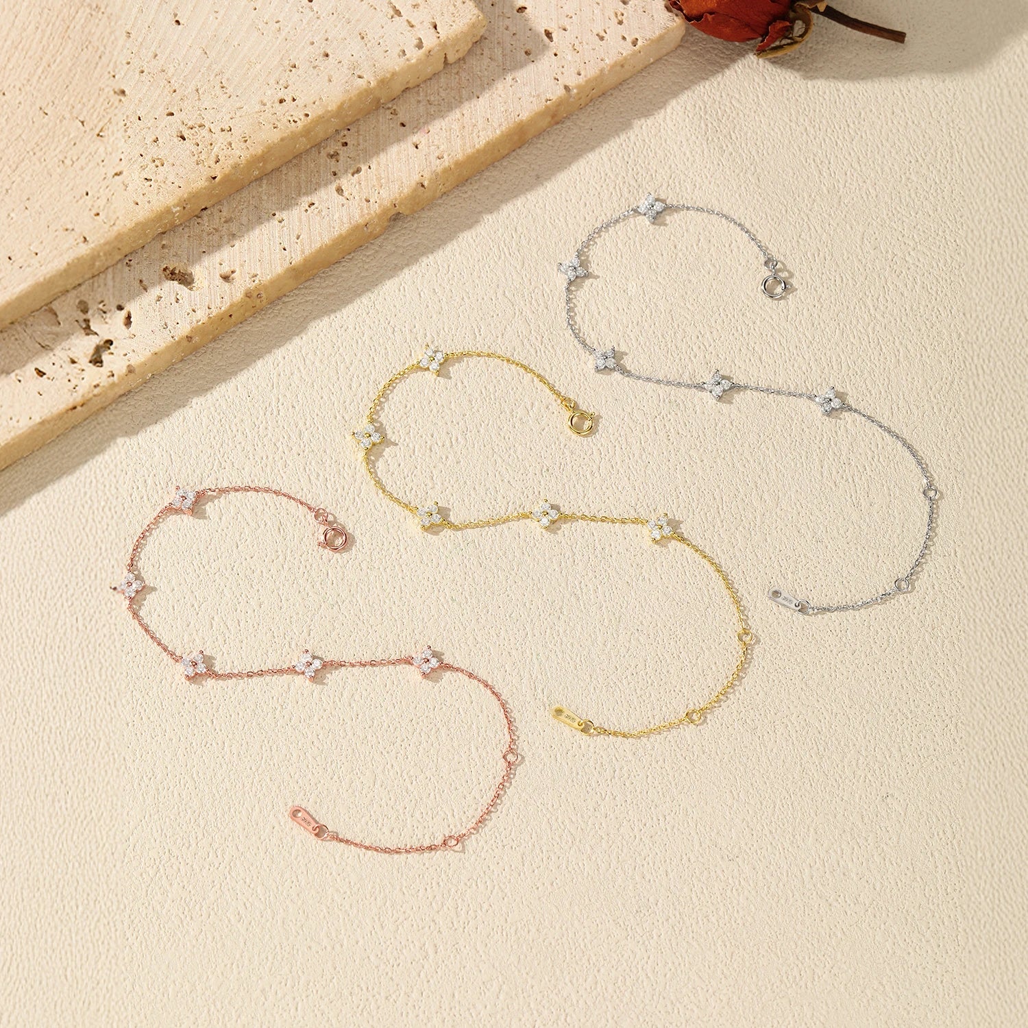 MODIAN 925 Sterling Silver Trendy Exquisite Four-Leaf Clover Clear CZ Charms Bracelet For Women Fine Jewelry Accessories