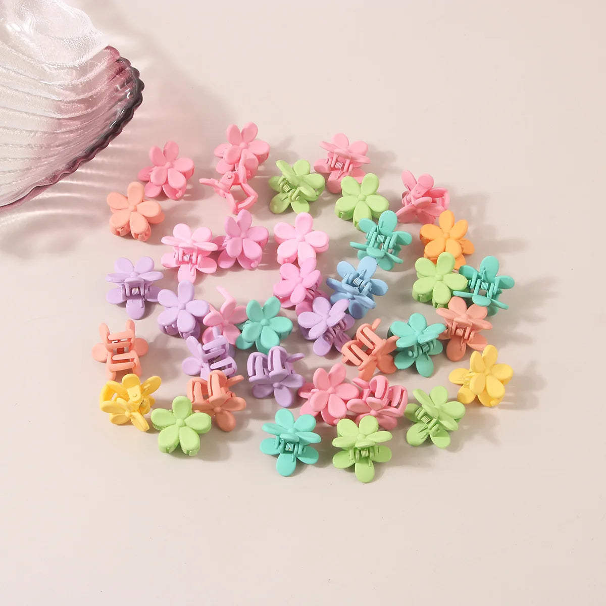 10Pcs Small Hair Claw Clip For Kids Korean Mini Candy Color Butterfly Flower Heart Geometric Girls Cartoon Hair Accessories