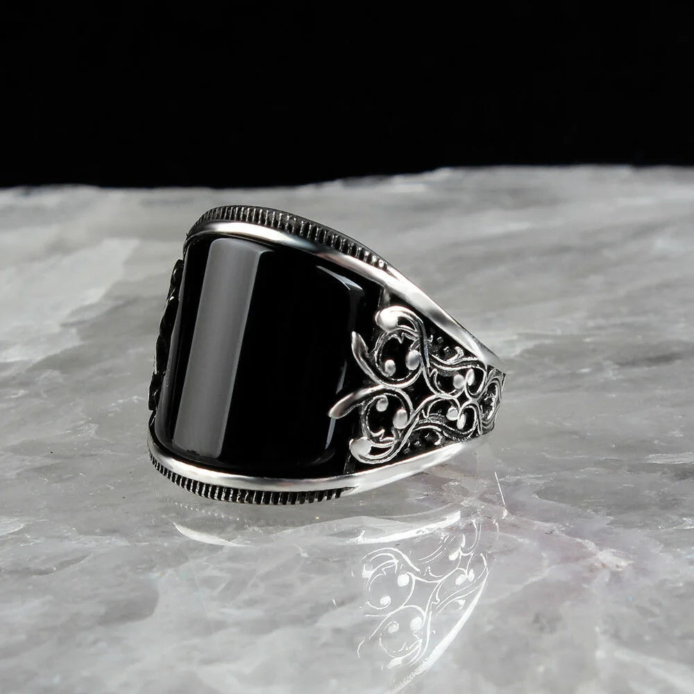Retro Curved Black Resin Onyx Ring For Men Classic Metal Designer Ring Handmade Jewelry Gothic Rock Hiphop Unisex Accessories - Madeinsea©