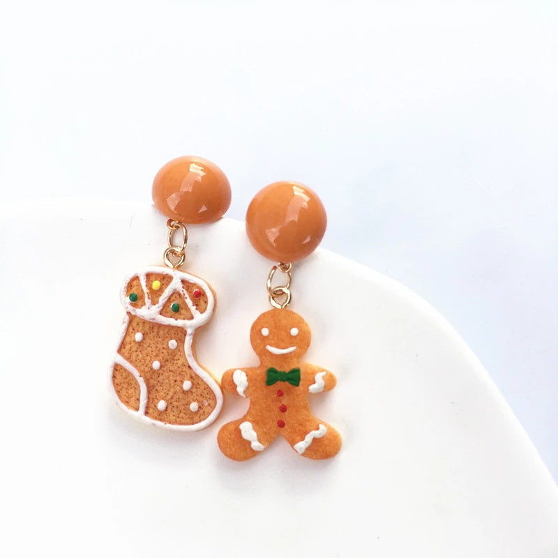 Christmas Gingerbread Man Resin Earrings for Women Biscuits House Xmas Tree Gloves Pendant Earring Girls New Year Jewelry Gift