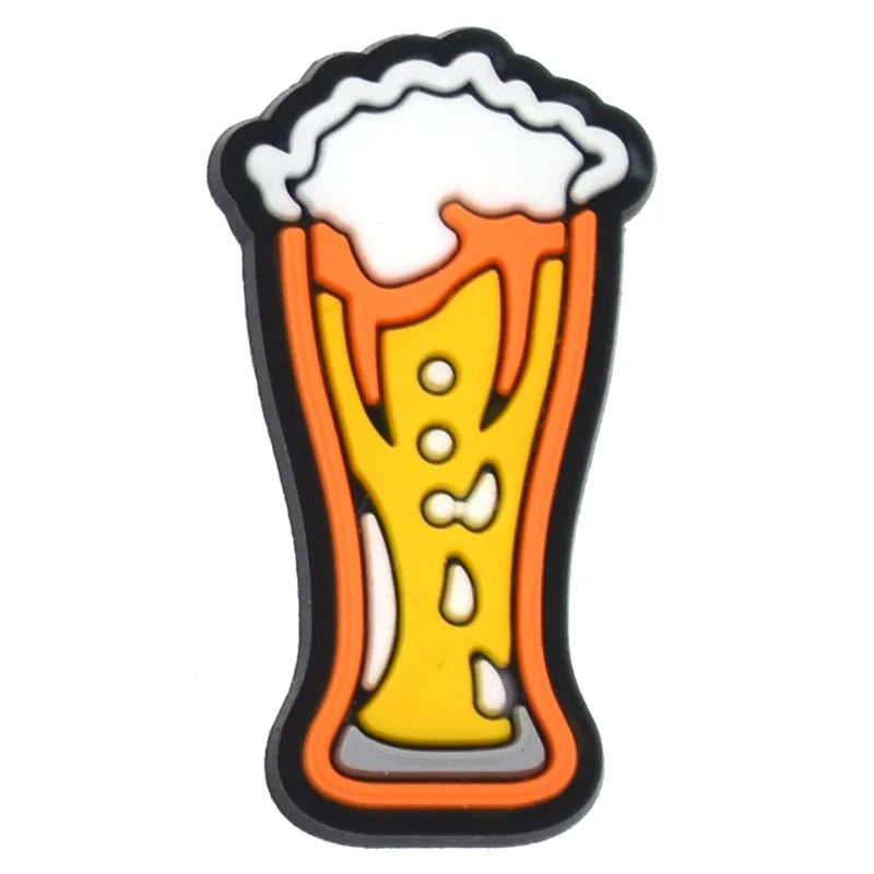 1 pièce de breloques en PVC pour chaussures Crocs, motif poulet à la bière, accessoires de bricolage, badge unisexe, boucle pour sandales, décoration pour jeans enfant.