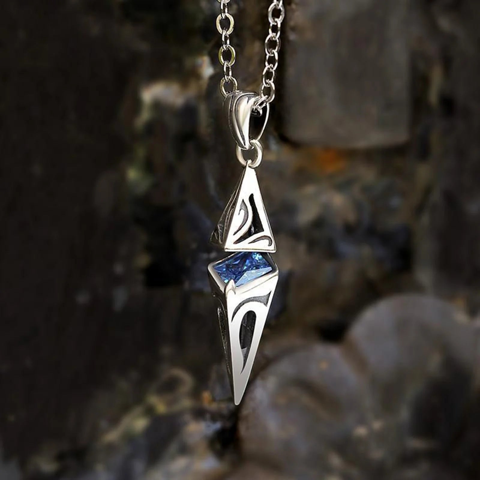 Colliers élégants Vnox en pierre bleue pour hommes, pendentif géométrique cubique en acier inoxydable, bijoux de cou, cadeaux d'anniversaire pour lui