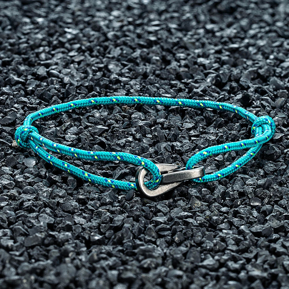 Bracelet MKENDN vintage en acier inoxydable noir oxydé, style corde, pour homme et femme. Bijou de moto, accessoire cadeau avec goutte d'eau.