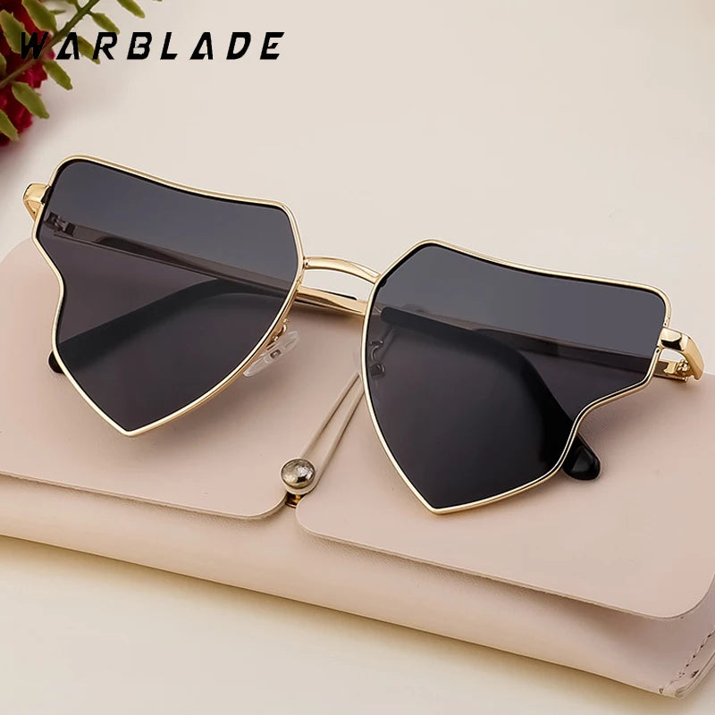 2025 kleine Metallrahmen Herzförmige Punk Sonnenbrille Frauen Luxusmarke Retro Liebe Kern Unregelmäßige Brillen für Damen Shades UV400