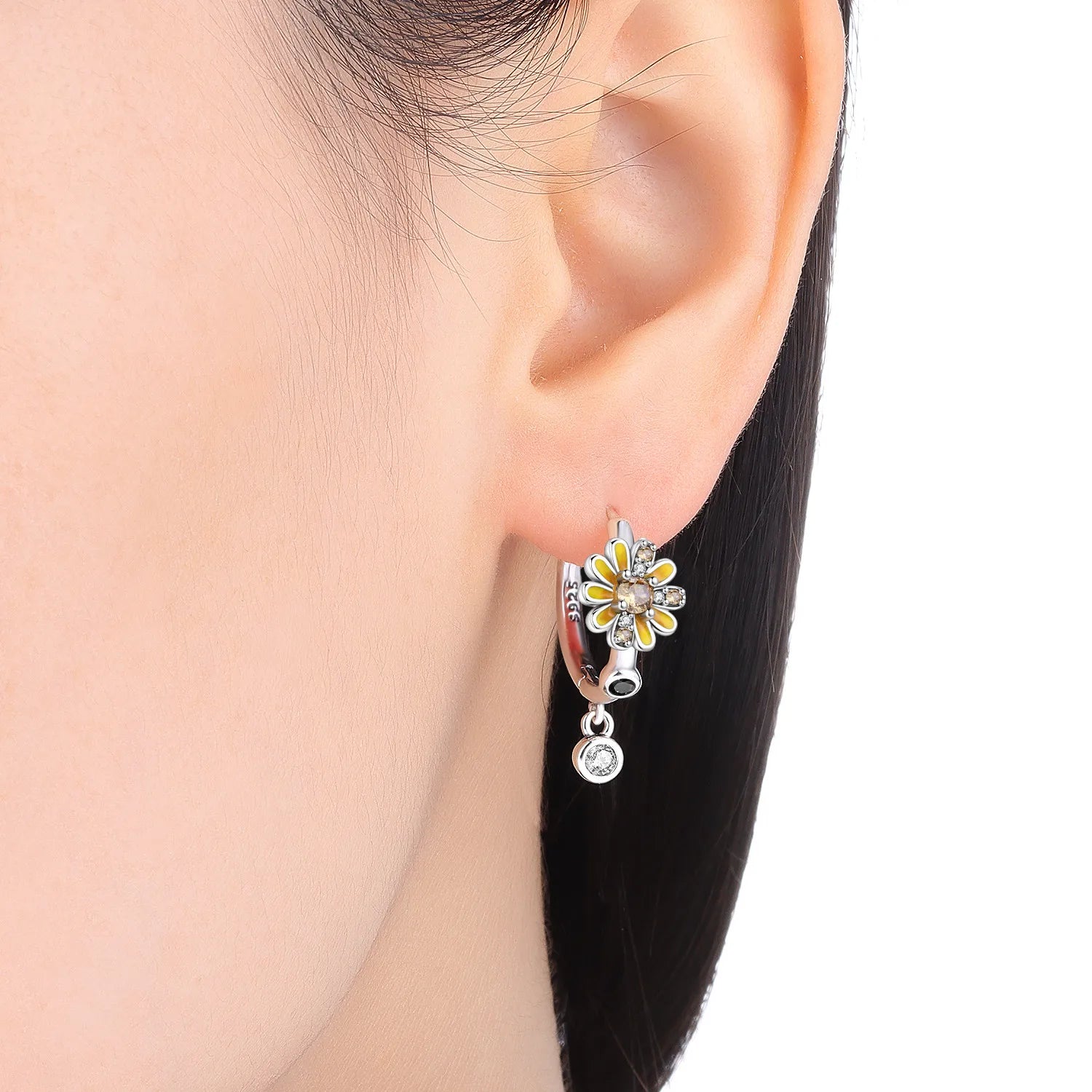 PANPOKI 925 Sterling Silver Bees Daisies Insects Flowers Drop Earrings Women Earrings Charm Versatile Party Jewelry Trendy Gift