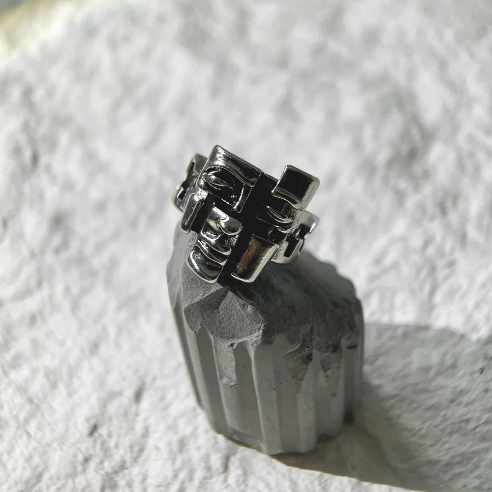 Retro Abstract Falling Apart Face Ring For Men Women Silver Color Punk Gothic Open Ring Designer Jewelry Accessories Art Gift