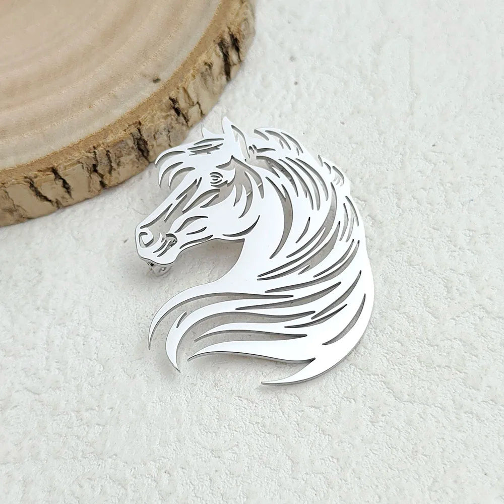 Original innovative horse head hollow stainless steel gold-plated 18K brooch, suit lapel pin, waterproof formal fittings