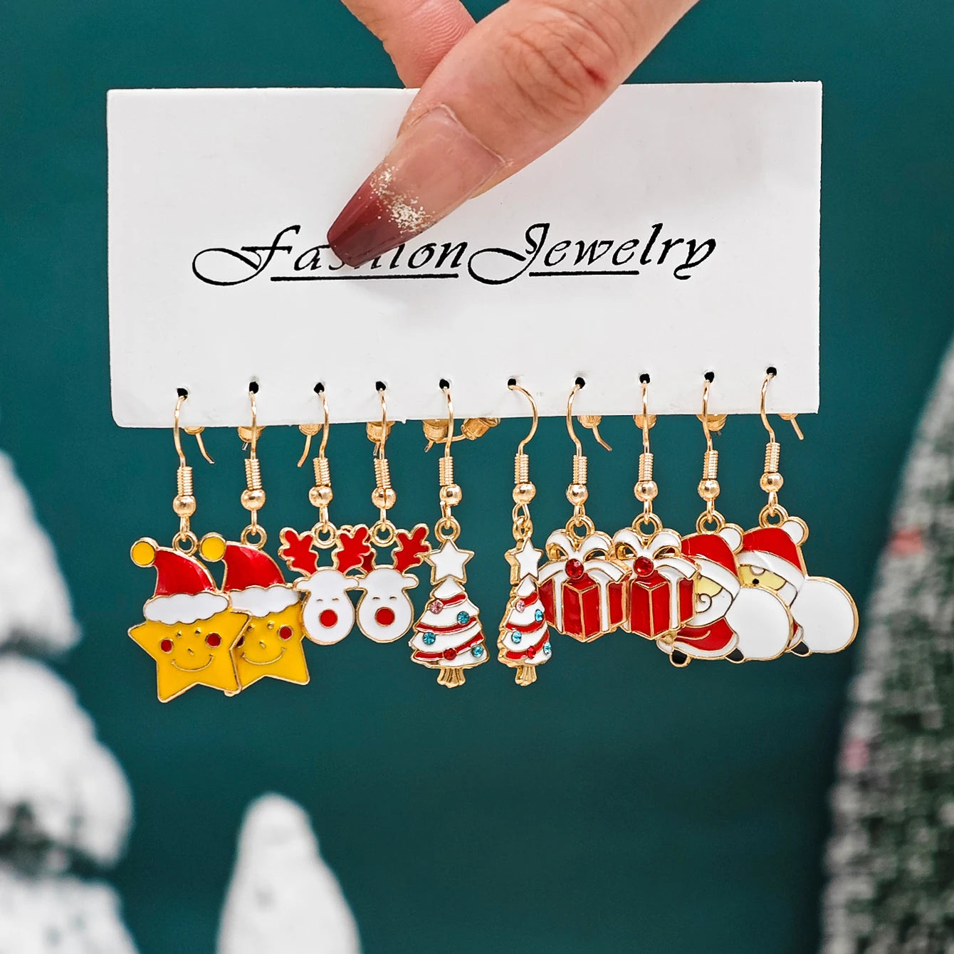 Christmas Alloy Drip Earrings Unique Reindeer Snowman Hat Snowflake Tree Women Accessories