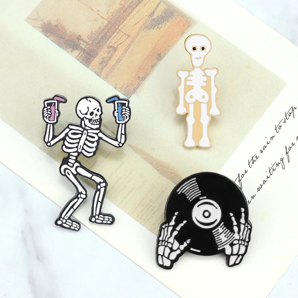 More Styles Halloween Day Punk Skeleton Enamel Pin Women Men Rose Flower Skull Brooches Metal Jean Coat Lapel Pin Badge Jewelry